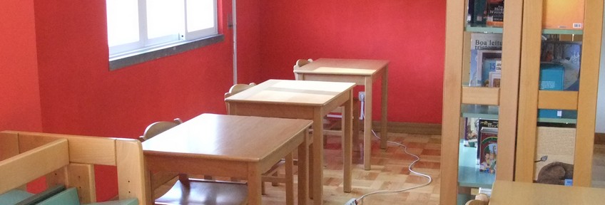 Biblioteca Manuel António Pina (EBS Levante da Maia)