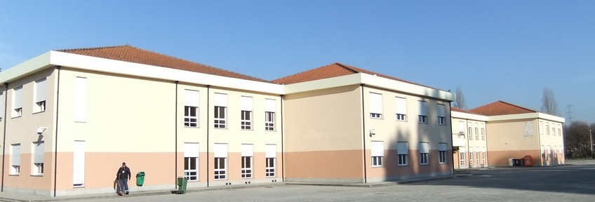 Escola Básica e Secundária Levante da Maia